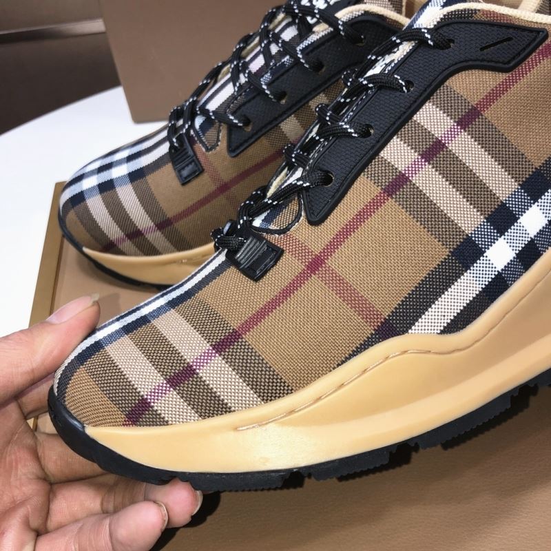 Burberry Low Shoes